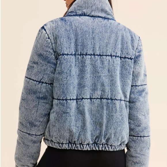 Vigoss Acid Wash Puffer - Picture 2 of 5